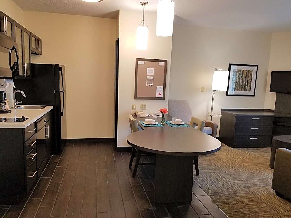 Candlewood Suites East Syracuse Carrier Circle By IHG