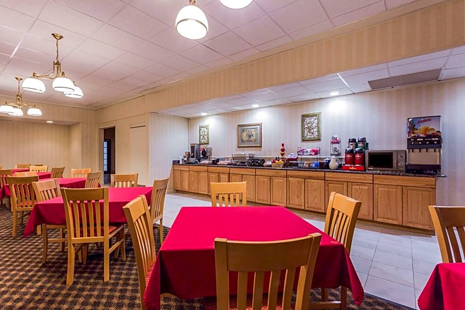 Ramada by Wyndham Triangle/Quantico