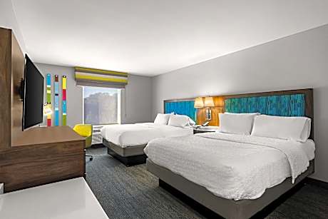 Queen Room with Two Queen Beds - Hearing Access/Non-Smoking