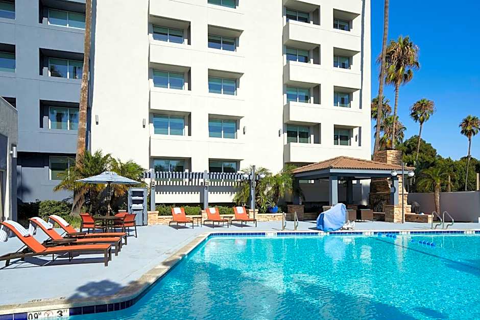 Four Points by Sheraton Los Angeles Westside
