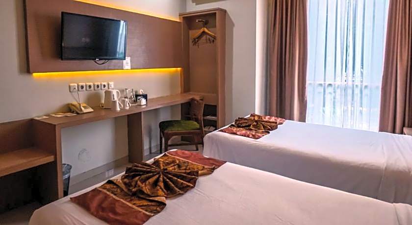 Loji Hotel