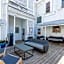 Classic King- Curry Mansion with Heated Pool!