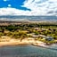 Modern Beachfront Studio: Full Kitchen & A/C