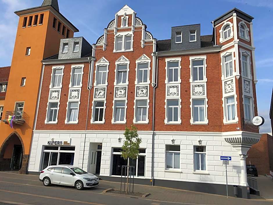 Hotel Markt 5 - inmitten der Lübbecker Altstadt, kostenloser Parkplatz direkt am Hotel