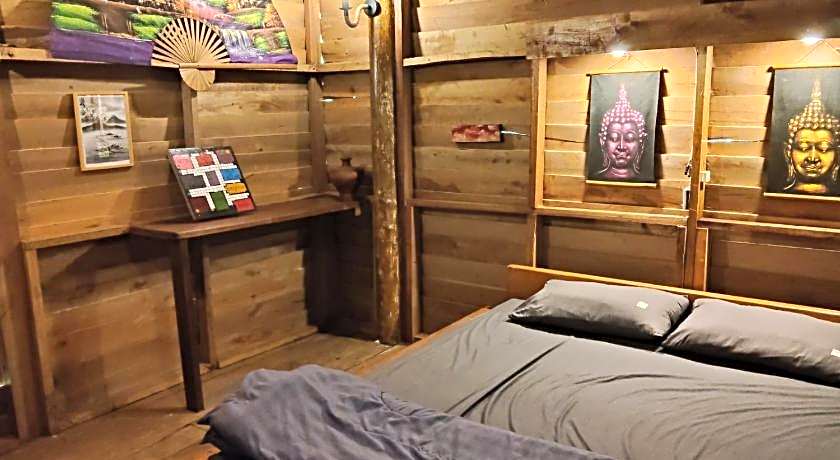 Fandee Island - Tad Lo - Bolaven Loop Pakse