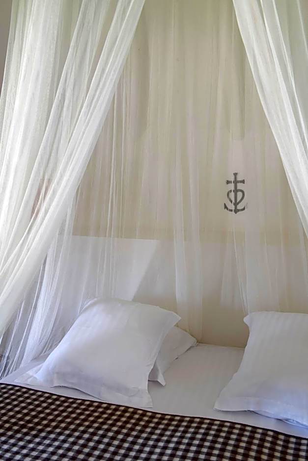 Auberge Cavaliere du Pont des Bannes