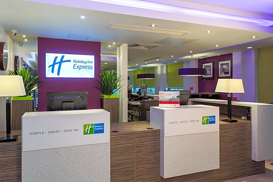 Holiday Inn Express Harlow By IHG