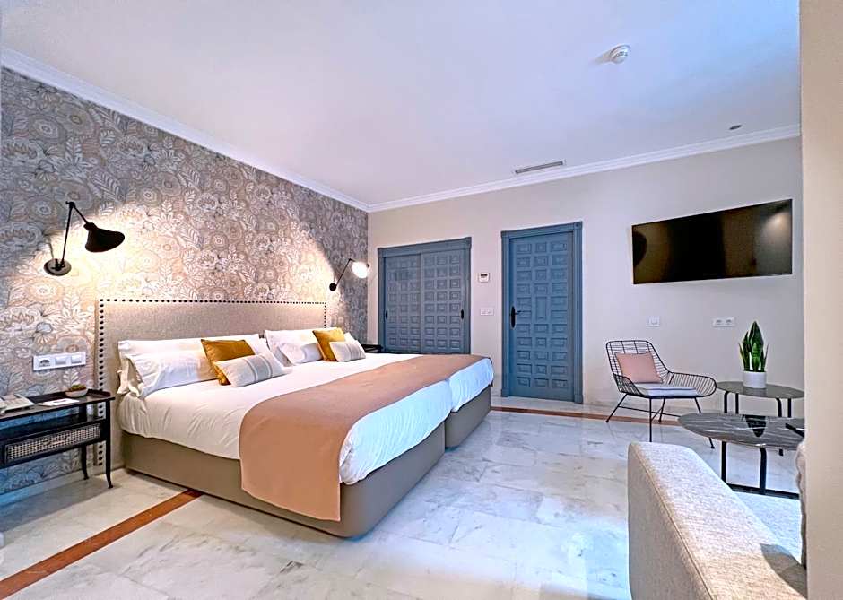 Photo 1 of 9 of Triple Room