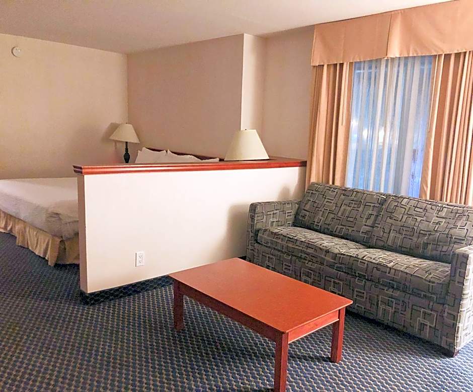 Days Inn & Suites by Wyndham Niagara Falls Centre St. By the Falls