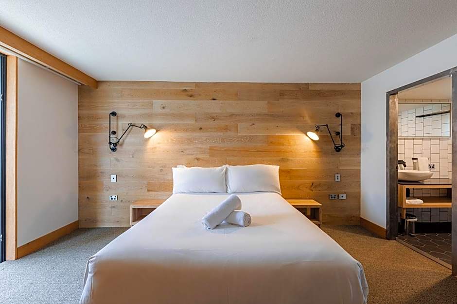 Bunk Surfers Paradise