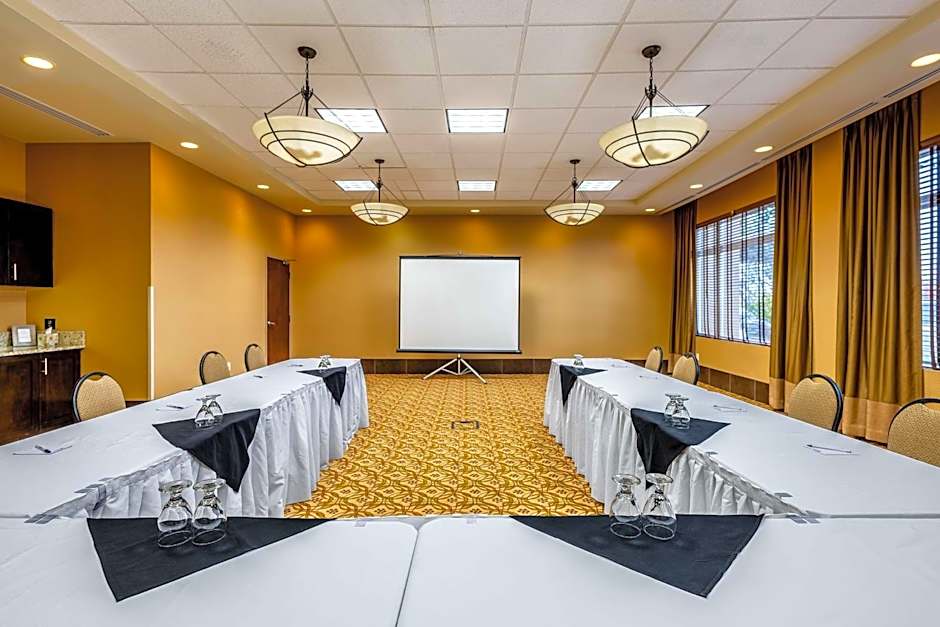 Best Western Sunrise Inn & Suites