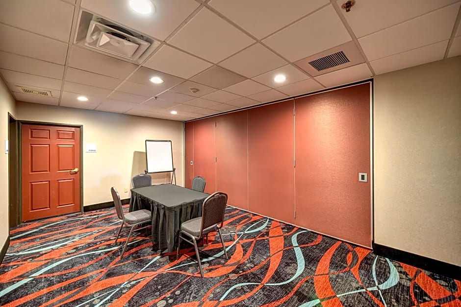 Holiday Inn Express Hotel & Suites Manteca By IHG