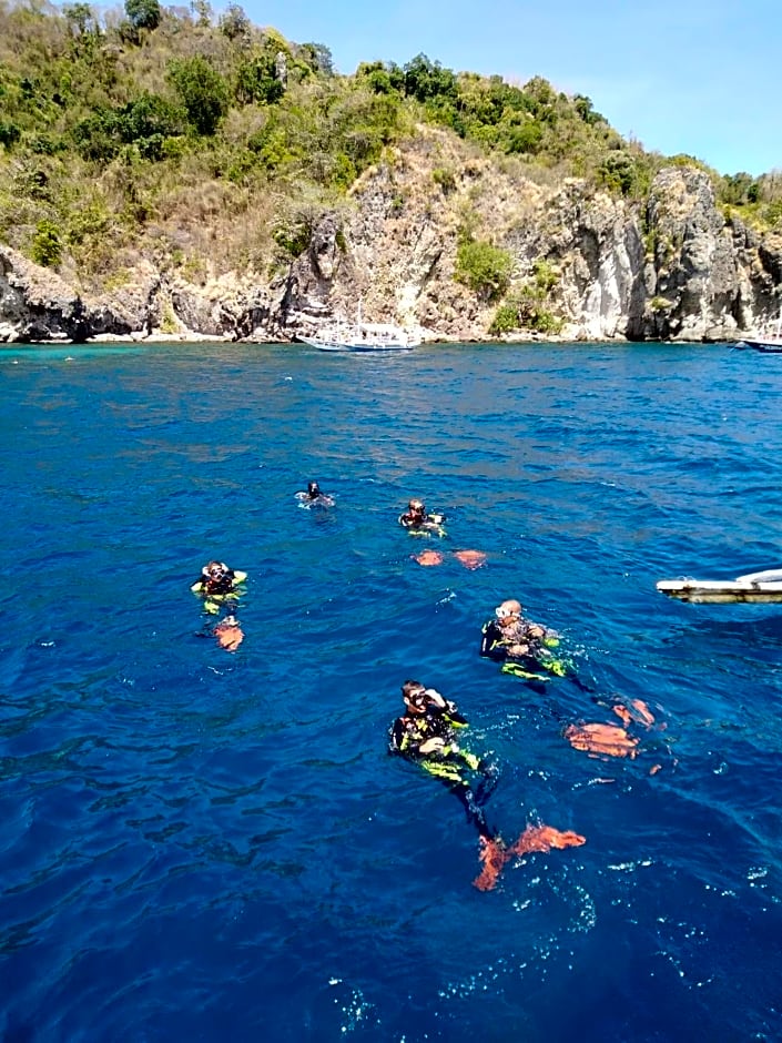 RedDoorz Plus @ Gracey Dive Resort Dumaguete