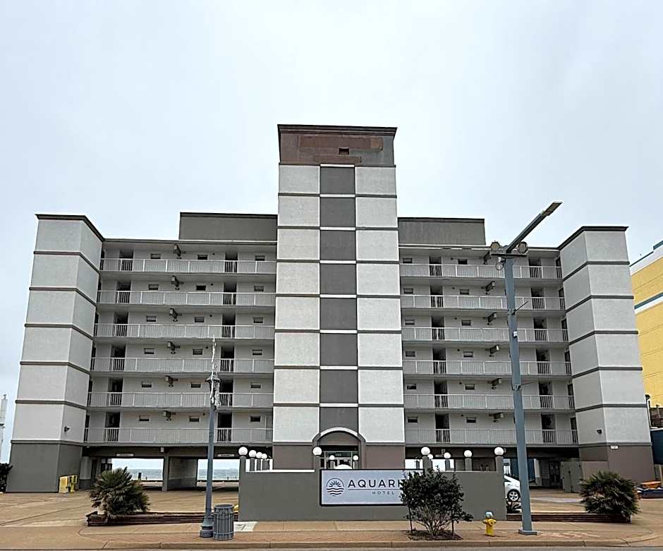 Aquarius Oceanfront Hotel