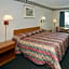 Americas Best Value Inn & Suites Macon at Eisenhower Pkwy