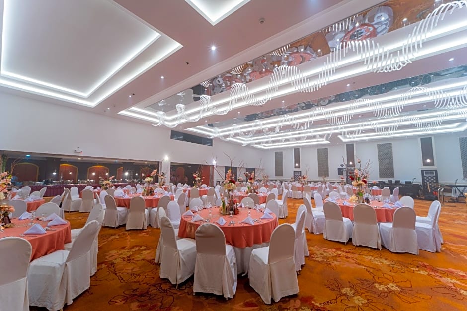 Metrocentre Hotel & Convention Center