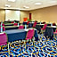 Holiday Inn Express and Suites Pittsburgh West Mifflin By IHG