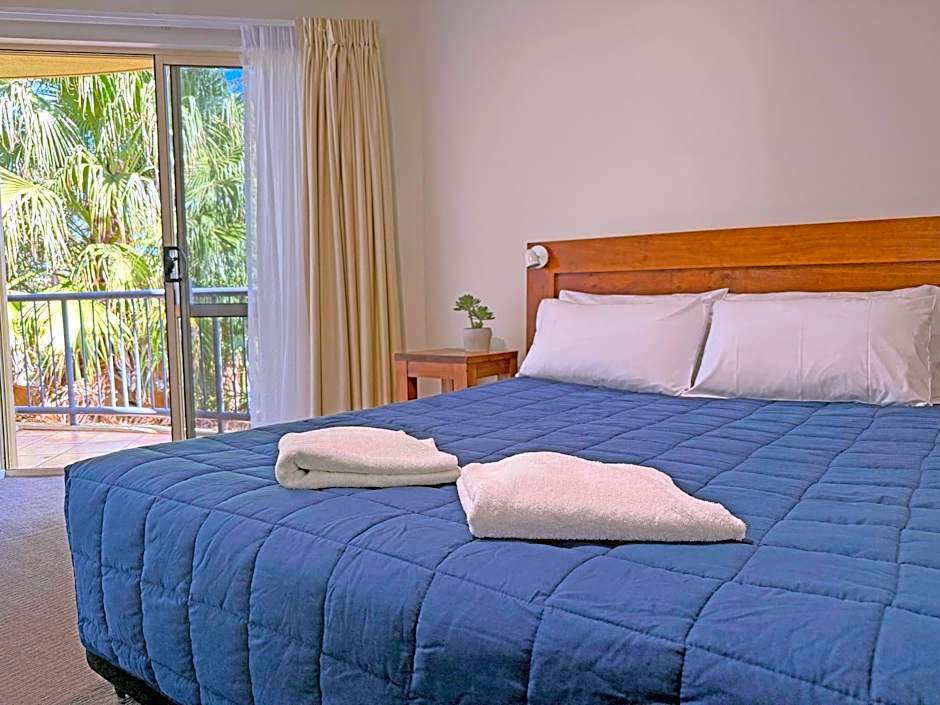 Beachside Holiday Apartments