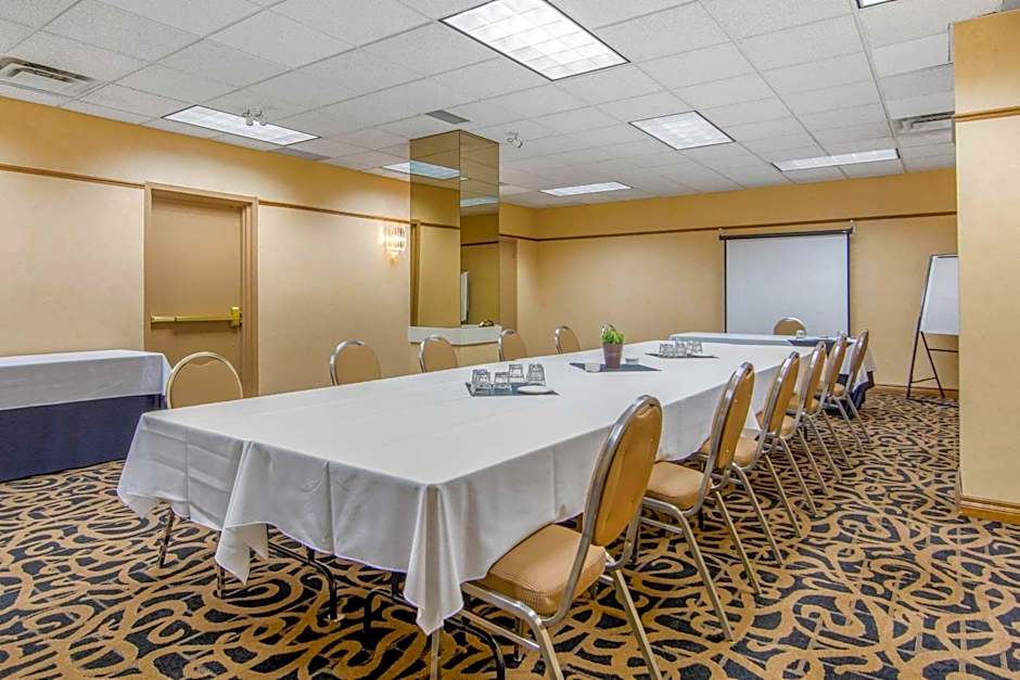 Clarion Hotel Sudbury