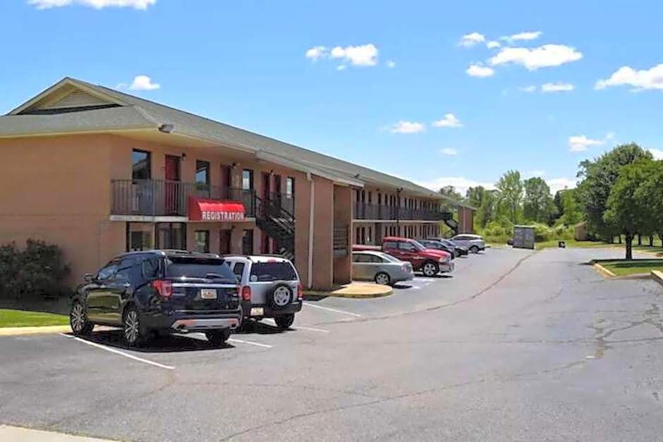 OYO Hotel Richburg SC I-77