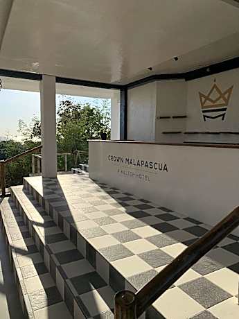Crown Malapascua