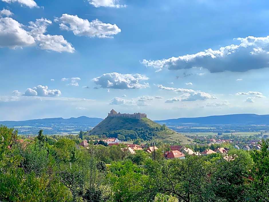 Fogadó a Két Tölgyfához