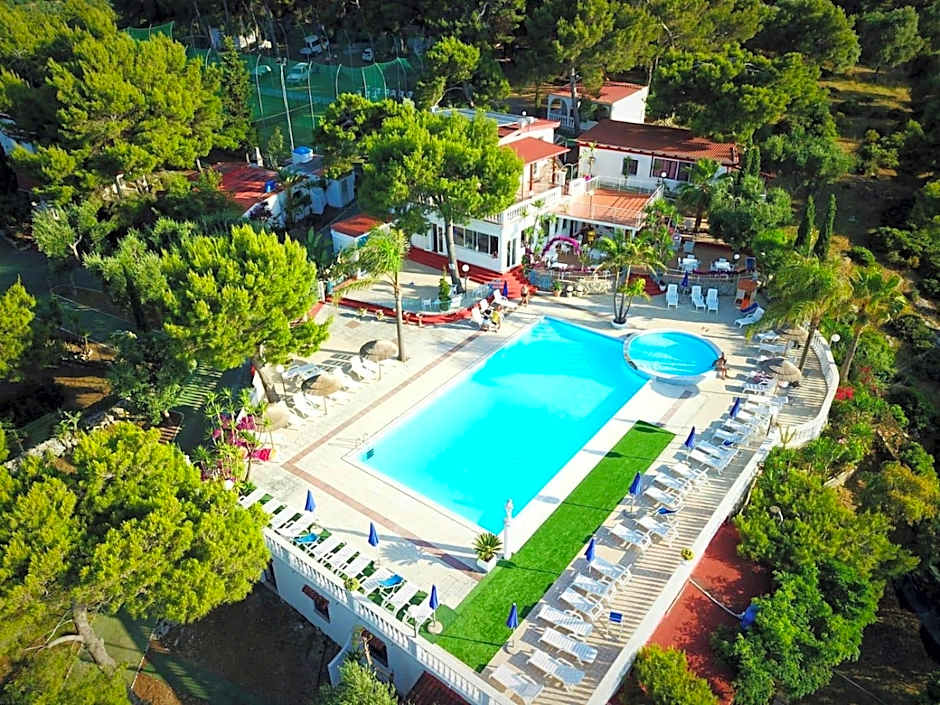 RESIDENCE EMARINE con SERVIZIO SPIAGGIA INCLUSO