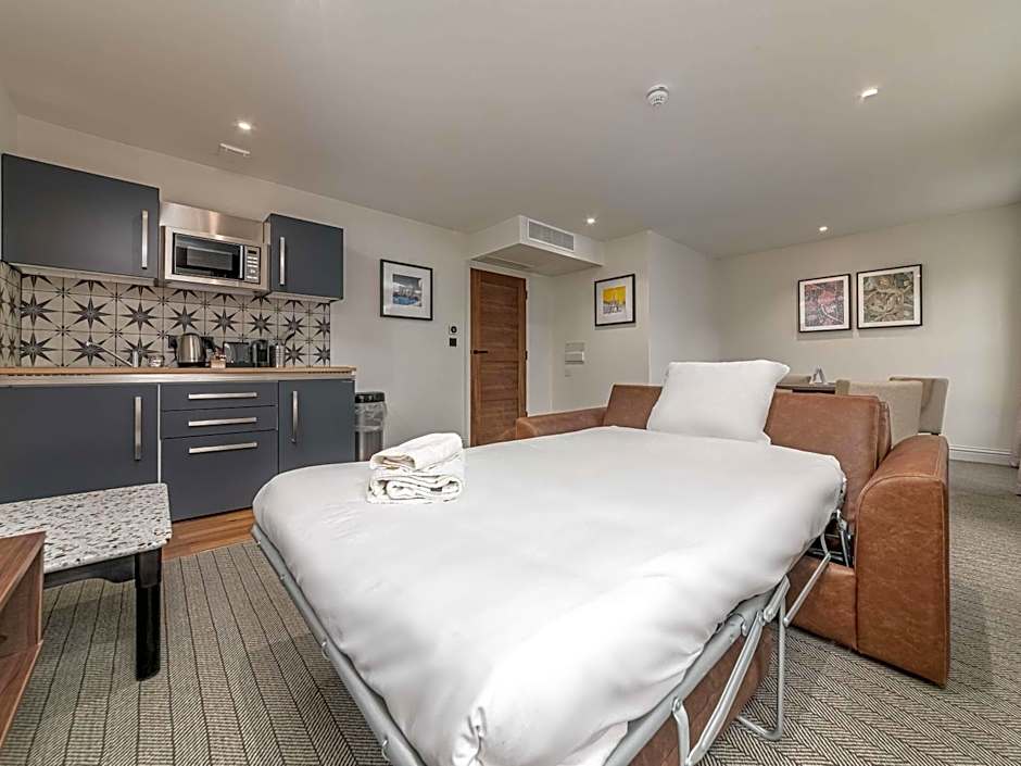 Mercure Salisbury White Hart Hotel