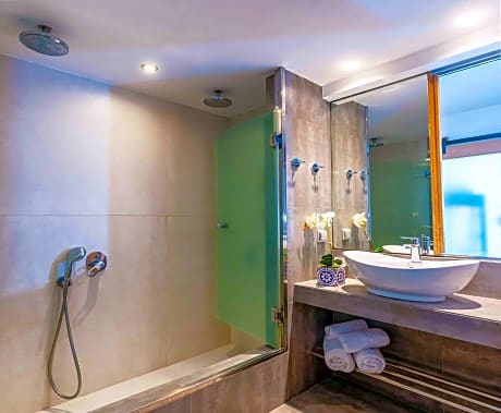 Family Suite With Sea View