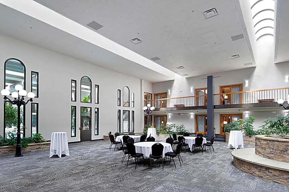 Ramkota Hotel - Pierre