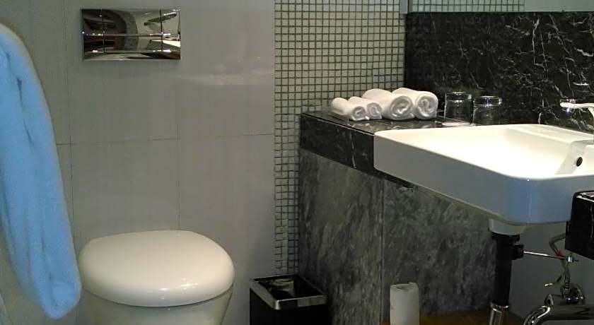 Ramada by Wyndham Ghaziabad Vasundhara