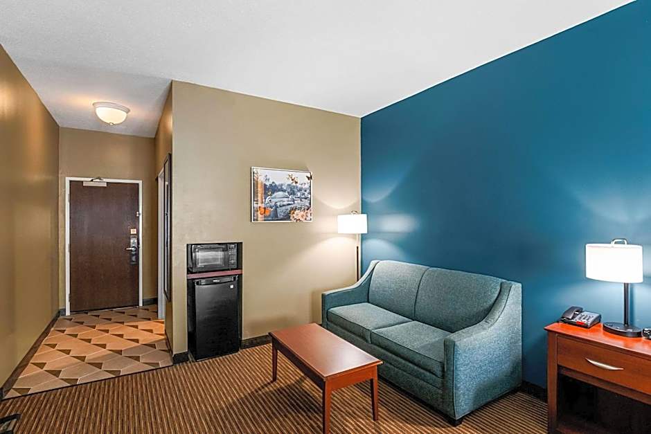 The Hotel Saratoga, Ascend Hotel Collection