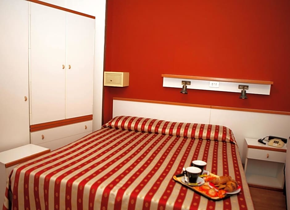 Hotel American