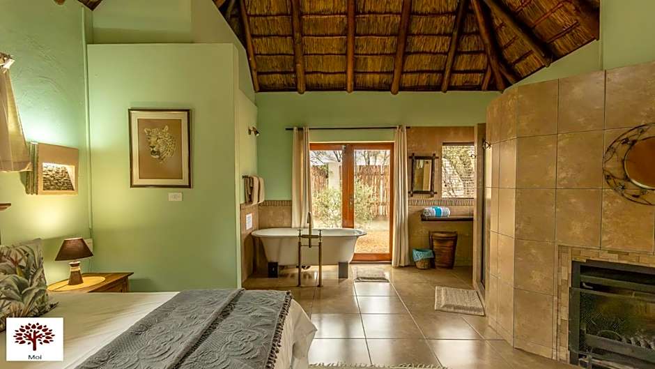 Zebula Golf and Wildlife Estate - Walk of the Eland Pax 12 - Moi Signature Luxury villa