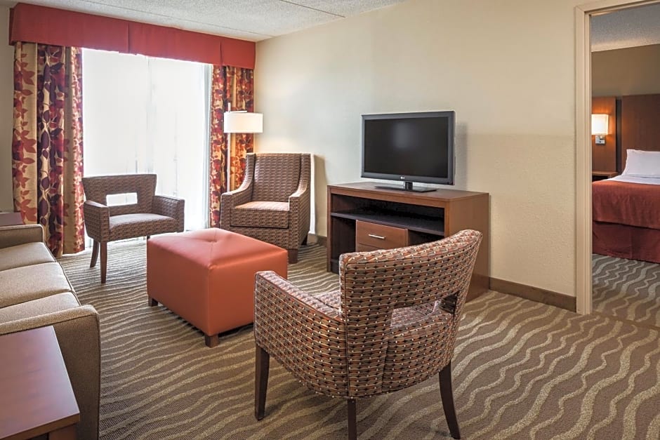 Holiday Inn Hotel & Suites Des Moines-Northwest