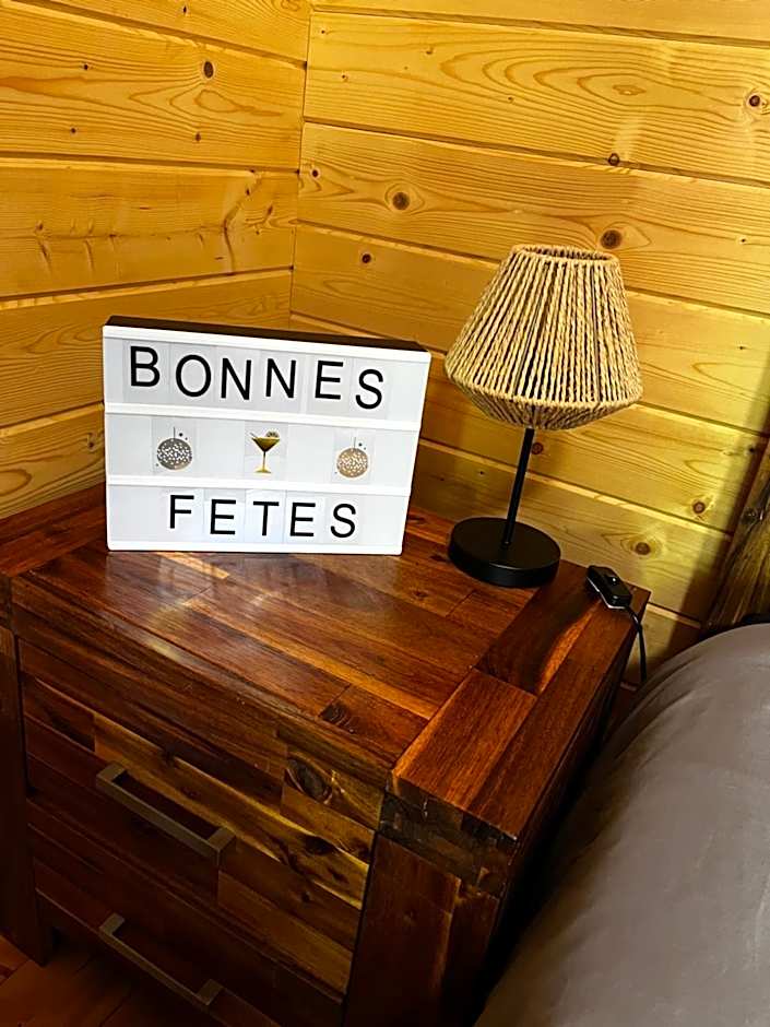 Les Chalets de Marie 974- Jacuzzi SPA privatif dans le chalet , sans vis à vis , vue mer