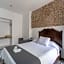 Hotel Colonial Zaci by GuruHotel