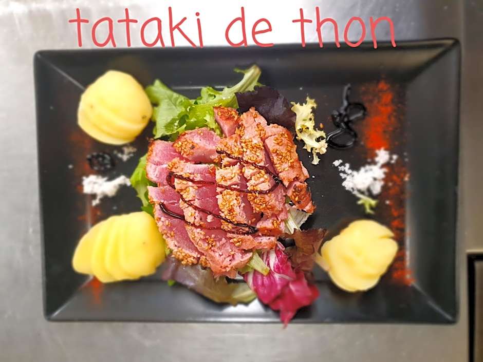 Hôtel Restaurant La Paix La Robe et le Palais