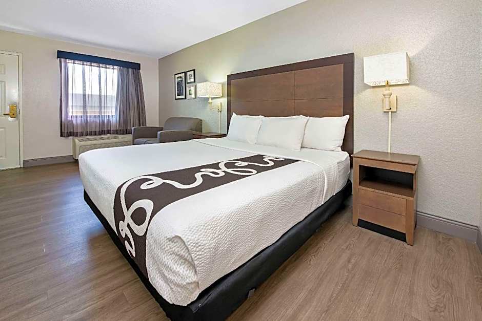 La Quinta Inn & Suites by Wyndham West Palm Beach - Florida Turn