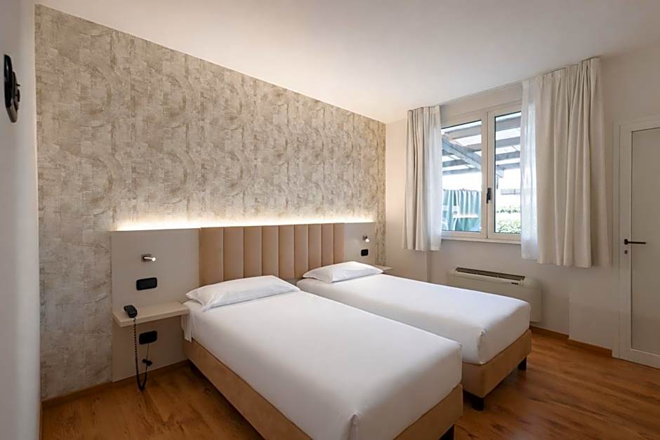 LVG Hotel Collection - Riz