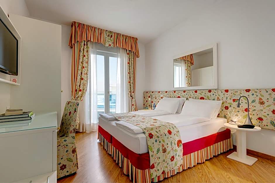 Hotel Cavalieri Palace & Suites