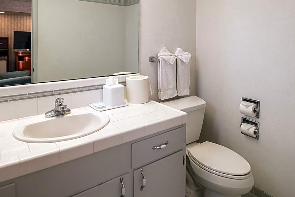 Laurel Inn & Conference Center