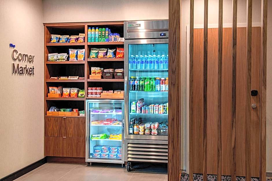 Fairfield Inn & Suites by Marriott Kelowna