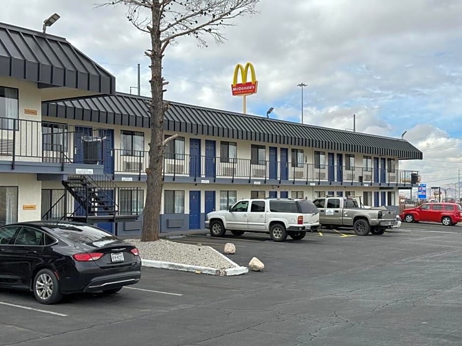 Days Inn by Wyndham El Paso Airport East
