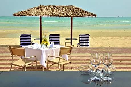 Family Connecting Room for 4 People