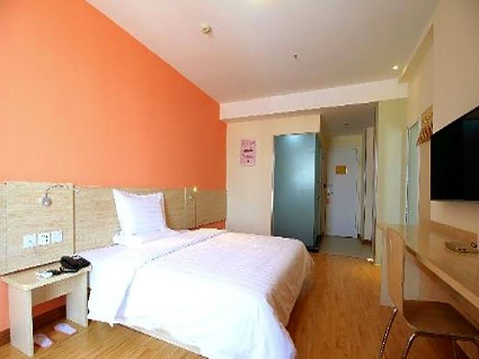 7 Days Inn Wuhai Wanda Plaza