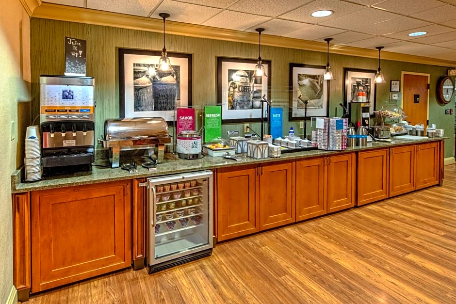 Hampton Inn Charlotte/Matthews