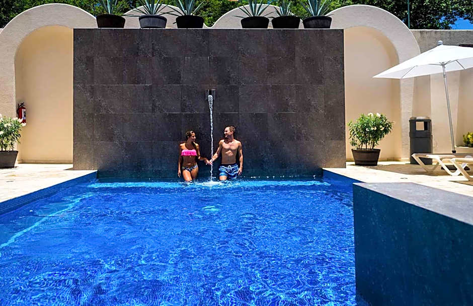 Aspira Hotel & Club Beach