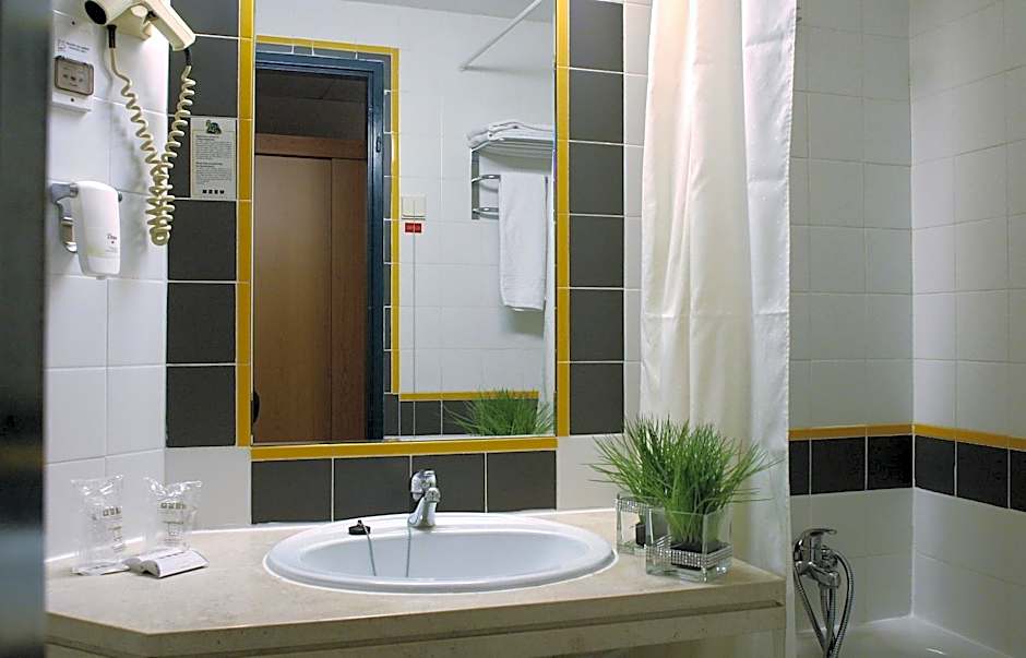 Flag Hotel Guimarães-Fafe