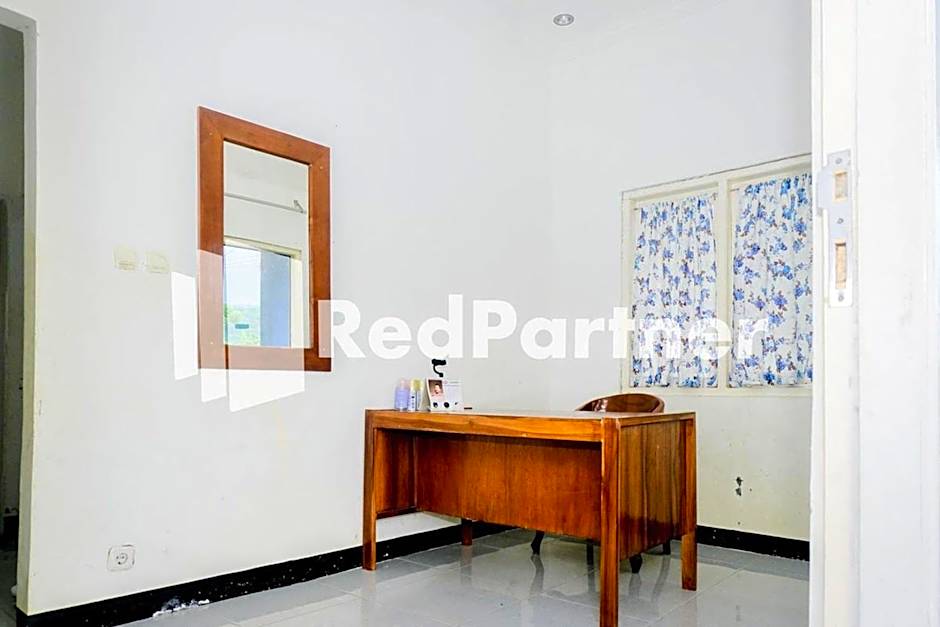 Villa Ikhbar Ciletuh RedPartner
